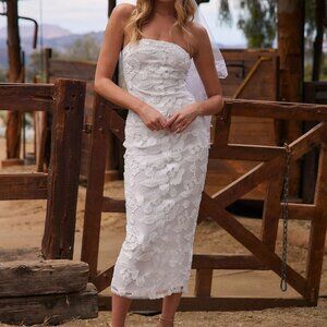 12th Tribe Leilani White Floral Textured Strapless Dress NWT